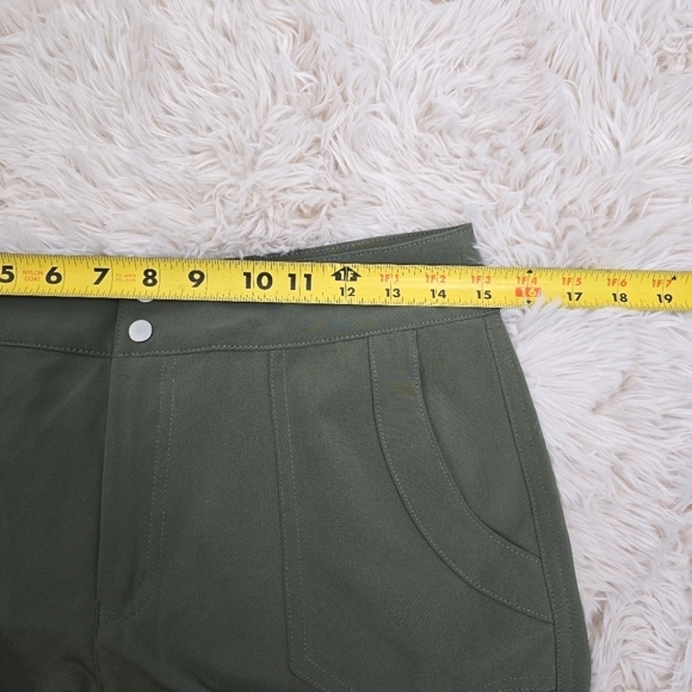CL🚨 Sunday Green Jogger Pants Size 2 Ruched Hem - Picture 3 of 13